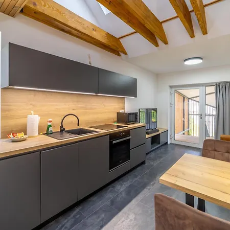 Castle - Center Apartmán *